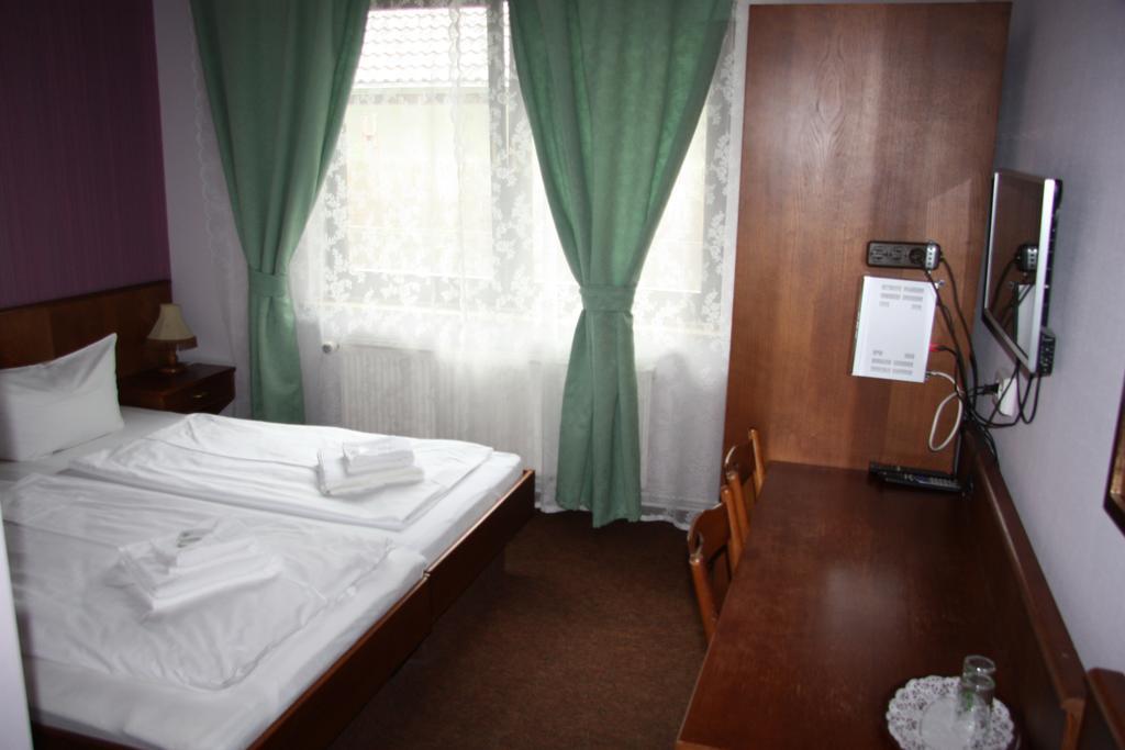 Hotel Zum Goldenen Stern Leibsch Екстер'єр фото