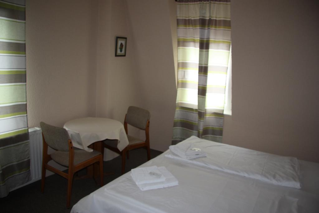 Hotel Zum Goldenen Stern Leibsch Екстер'єр фото
